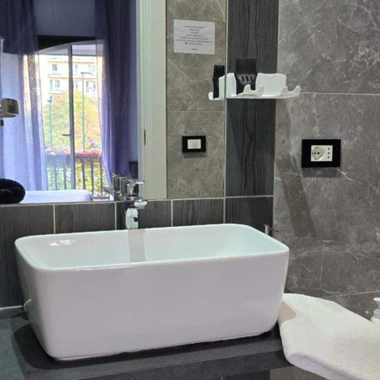 ESPOSITO PLAZA- ROOMS & SUITE - Junior Suite con Piscina Privata - 5