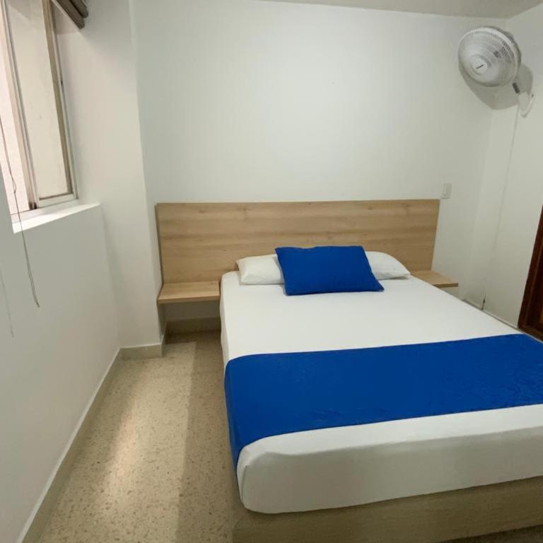 Amoblados Medellín Laureles - Apartamento Estudio - 1 cama doble - 8