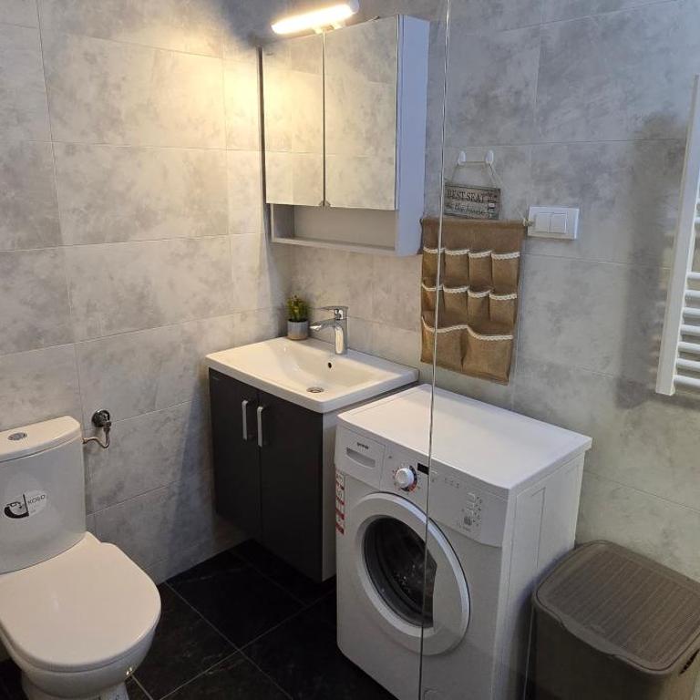 Humble apartment - Apartman sa 2 Spavaće Sobe - 17