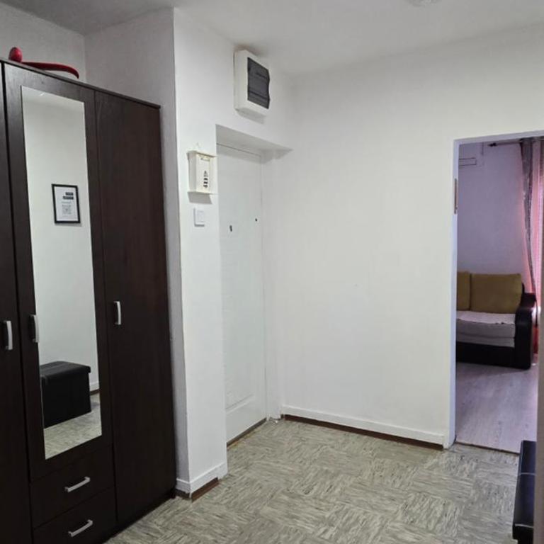Humble apartment - Apartman sa 2 Spavaće Sobe - 13