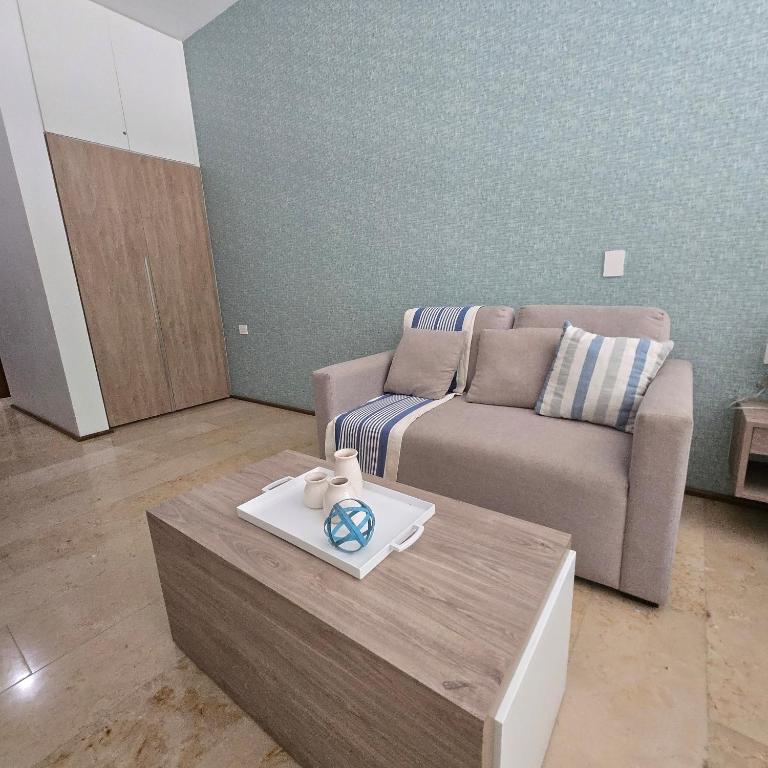 A Perfect Place - Rooftop views of the Caribbean - Jacuzzi - One-Bedroom Apartment - 10