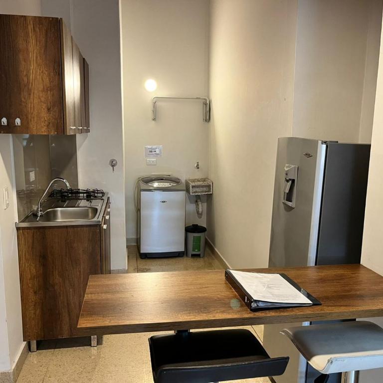 Amoblados Medellín Laureles - Apartamento Estudio - 1 cama doble - 4