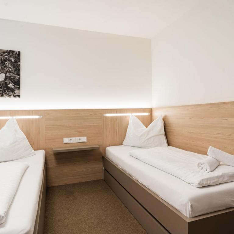 Hotel Stubnerhof - Familienzimmer mit Balkon - 7