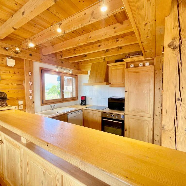 Chalet spacieux pour 15 pers, animaux admis, parking - FR-1-505-75 - Chalet (16 adultes) - 13