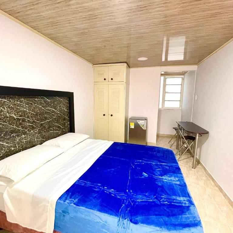GURUS FR - Casa Querendona, cerca San Jorge y parque El Lago - One-Bedroom Apartment - 3