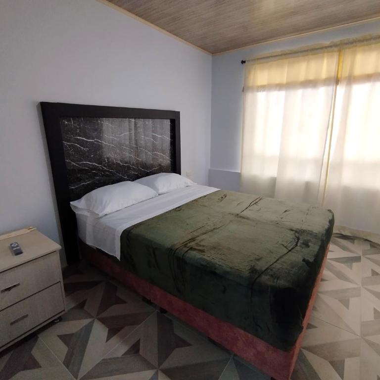 GURUS FR - Casa Querendona, cerca San Jorge y parque El Lago - One-Bedroom Apartment - 4