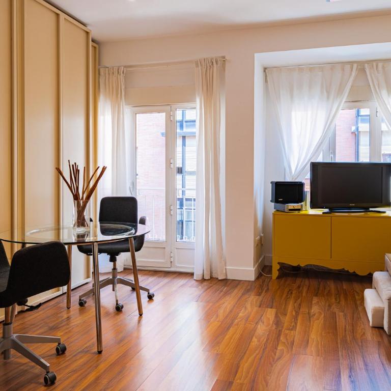 La Estacion de Tarragona - Apartment - 14