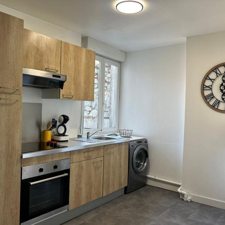 La Flèche, proche de la Cathédrale - Appartement 2 Chambres - 43