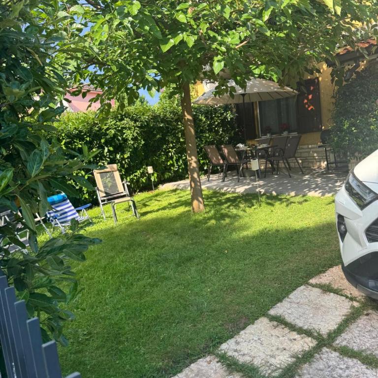 Mia's House on Lake Garda - Two-Bedroom House - 23