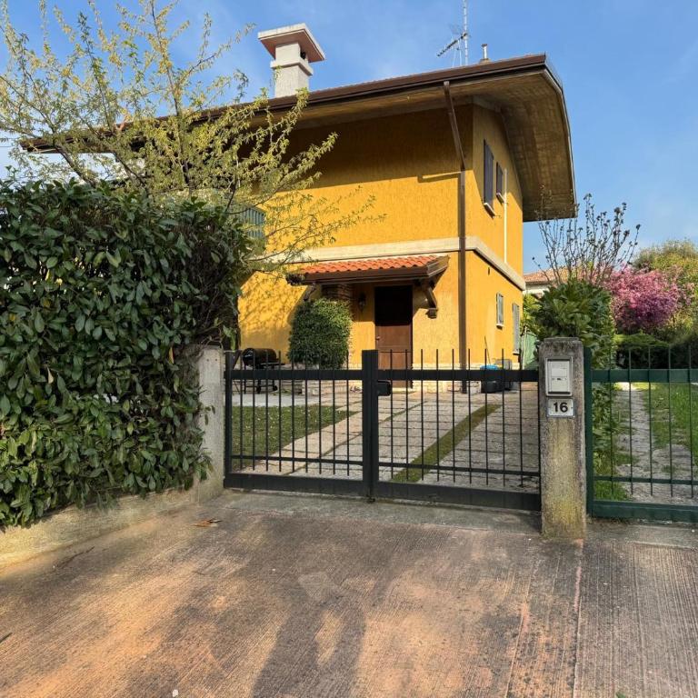 Mia's House on Lake Garda - Two-Bedroom House - 1