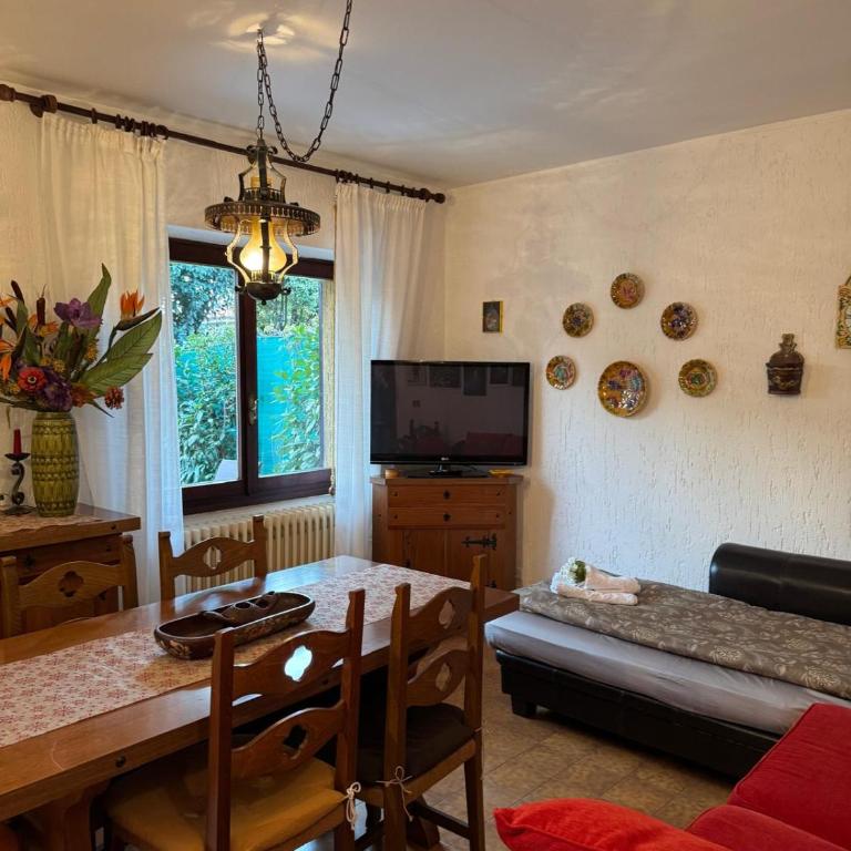 Mia's House on Lake Garda - Two-Bedroom House - 37