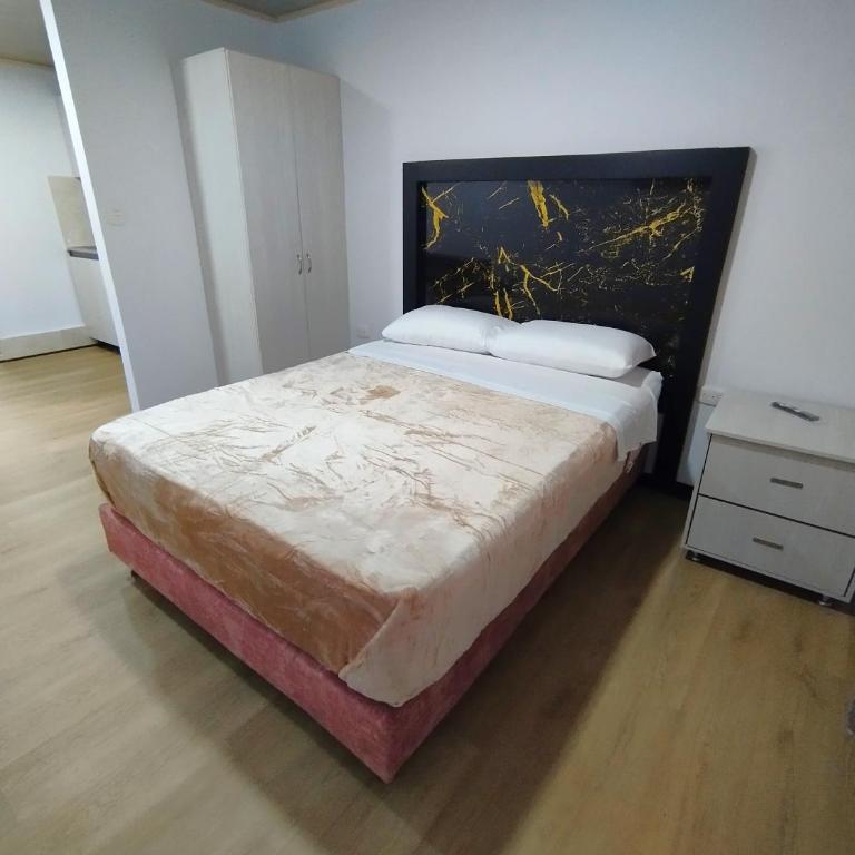GURUS FR - Casa Querendona, cerca San Jorge y parque El Lago - One-Bedroom Apartment - 12