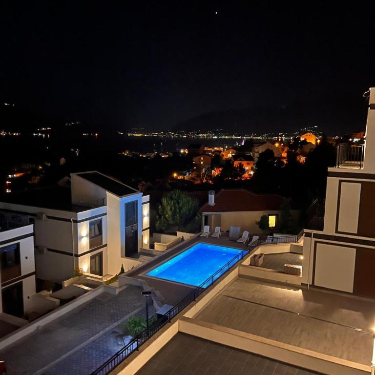 Tivat Terrace Deluxe - Apartman sa 2 Spavaće Sobe - 13