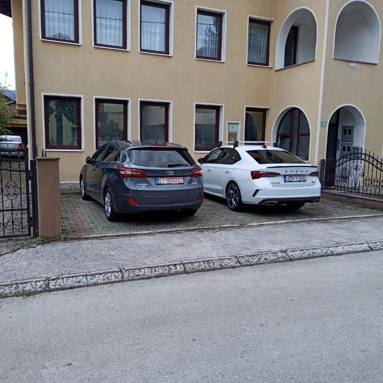 StayBihac - Four-Room Apartment - 46
