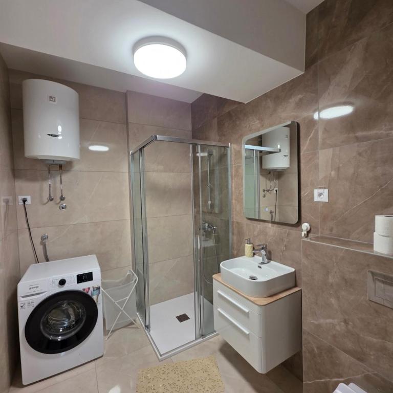 Apartman RS Palata - Two-Bedroom Apartment - 16