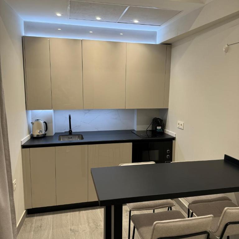 Suspiro Penthouse 302 by Florentia Homes - One-Bedroom Deluxe Apartment - 18