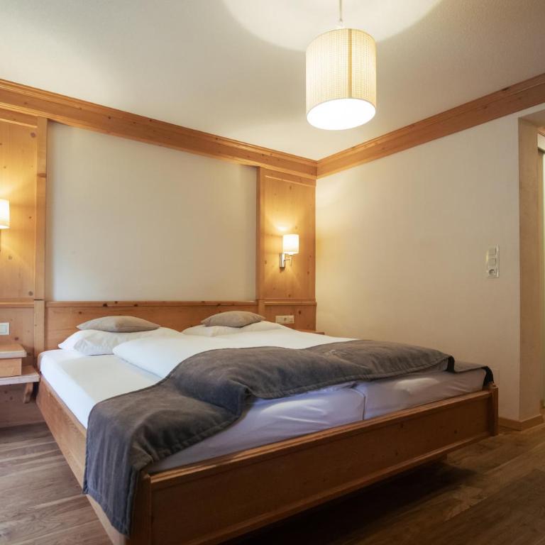 Natur Residenz Anger Alm - Adults only - Doppelzimmer mit Balkon - 3