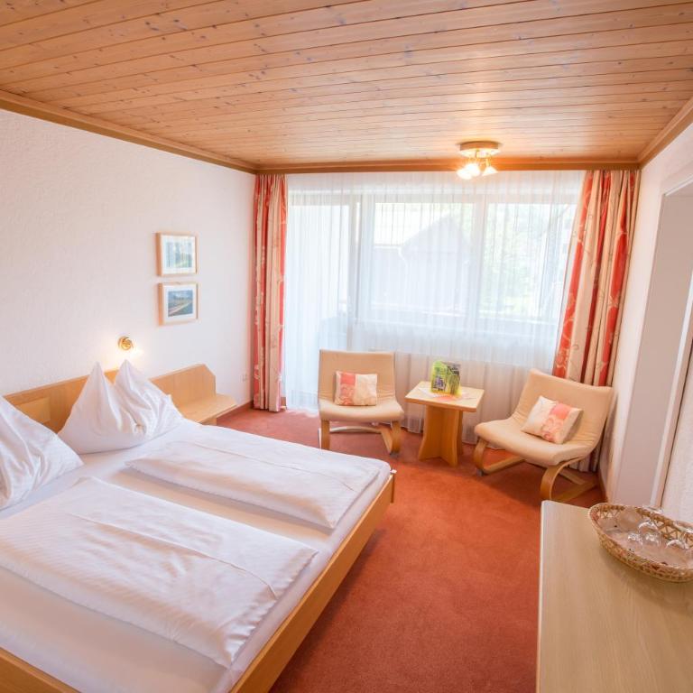 Pension Schusterkrämer - Doppelzimmer mit Balkon - 5