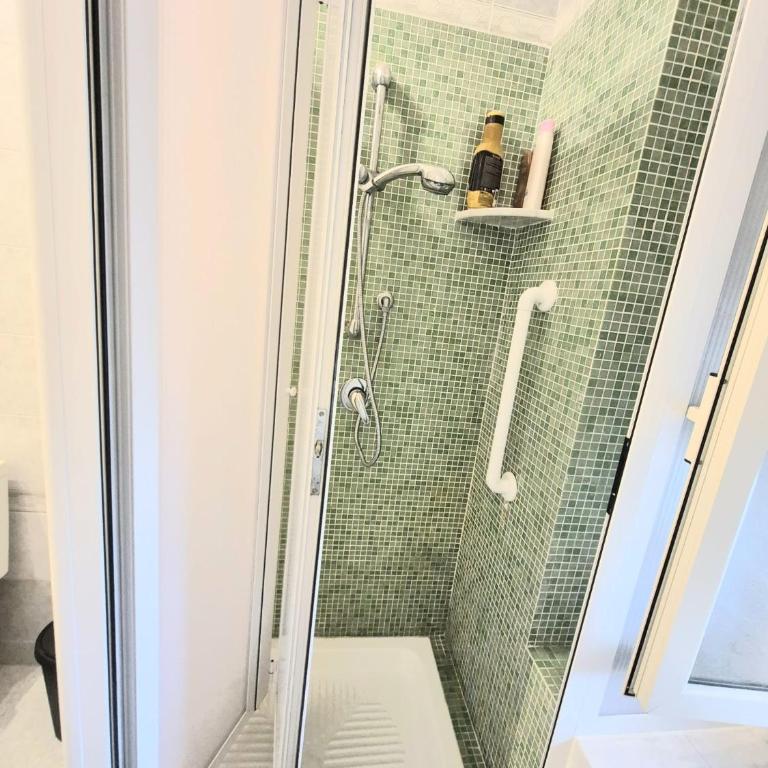 Casa Piazza Adda - Appartamento con 2 Camere da Letto - 10