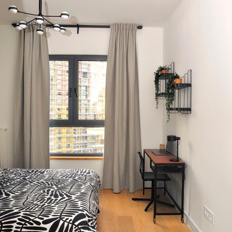 Belgrade Waterfront Kings Park Walk to Galerija Shopping Mall and Dozens of Restaurants - Three-Bedroom Apartment - 29