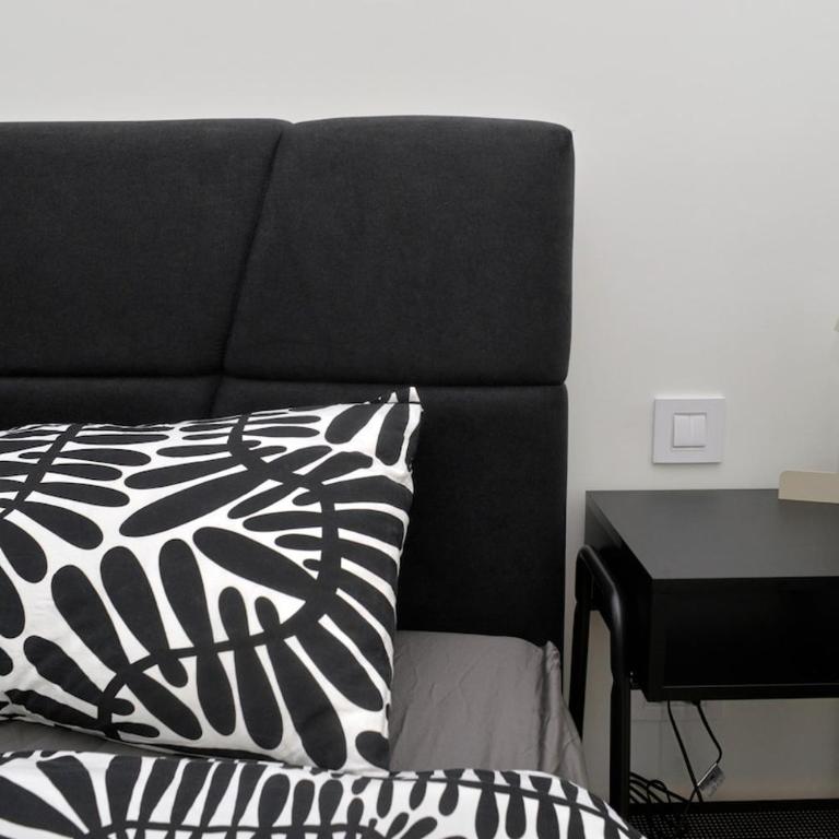 Belgrade Waterfront Kings Park Walk to Galerija Shopping Mall and Dozens of Restaurants - Three-Bedroom Apartment - 33