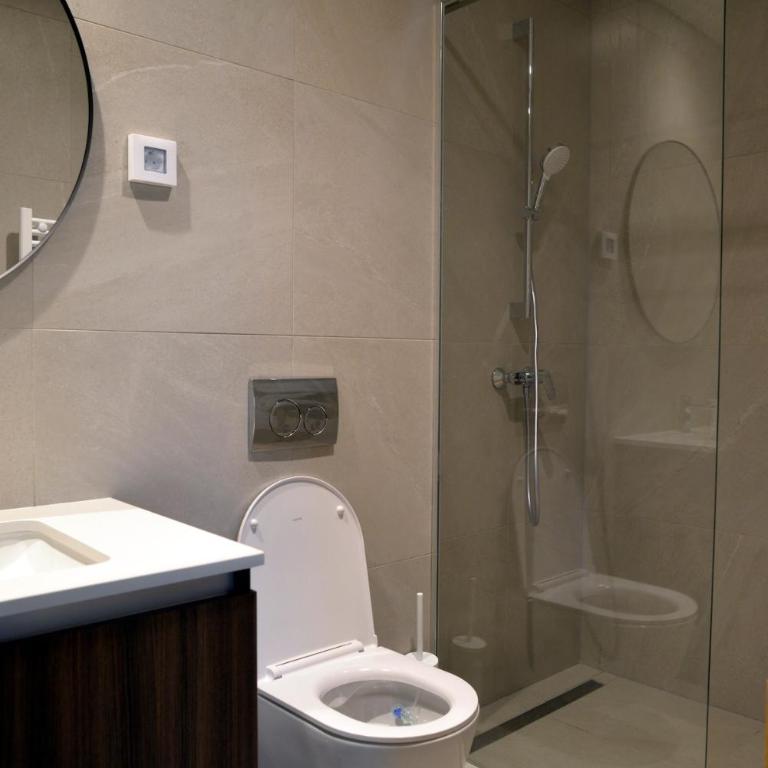 Belgrade Waterfront Kings Park Walk to Galerija Shopping Mall and Dozens of Restaurants - Three-Bedroom Apartment - 40