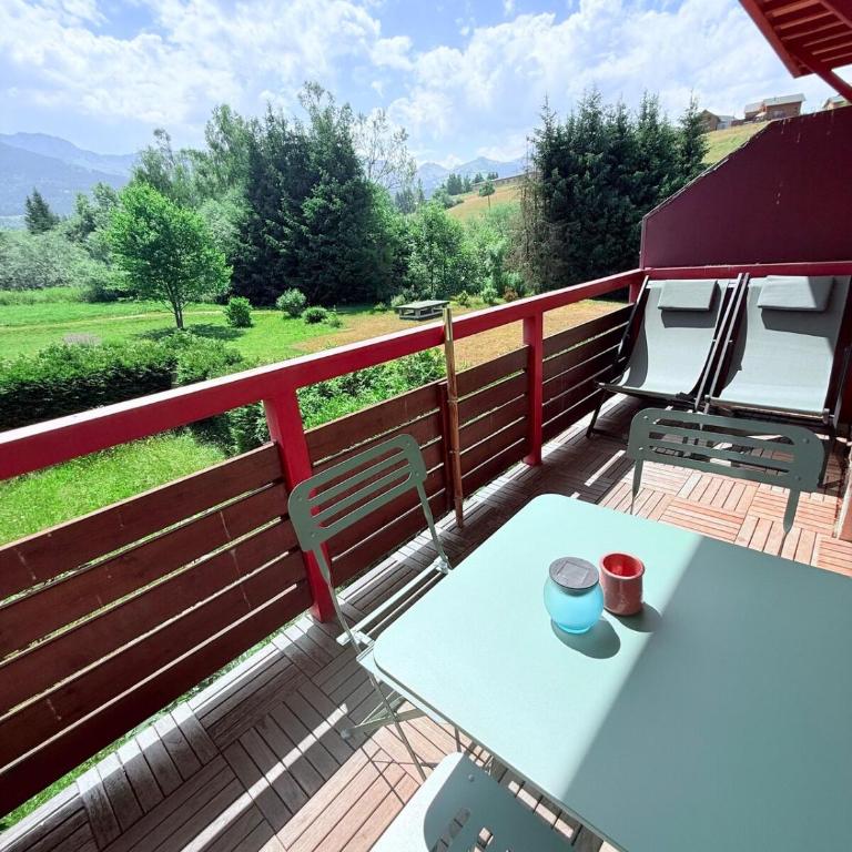 Le Nid du Vercors Terrasse & Garage Privé - Two-Bedroom Apartment with View - 15