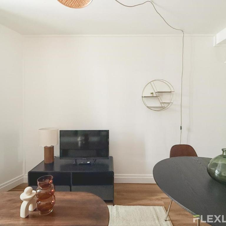 Charming 27m one-bedroom apartment in Paris 20 with shared terrace - Appartement - 5