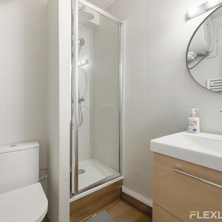 Charming 27m one-bedroom apartment in Paris 20 with shared terrace - Appartement - 12