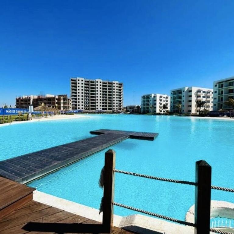 Condominio de Lujo con Laguna artificial y Hermosas Vistas - Two-Bedroom Apartment - 5