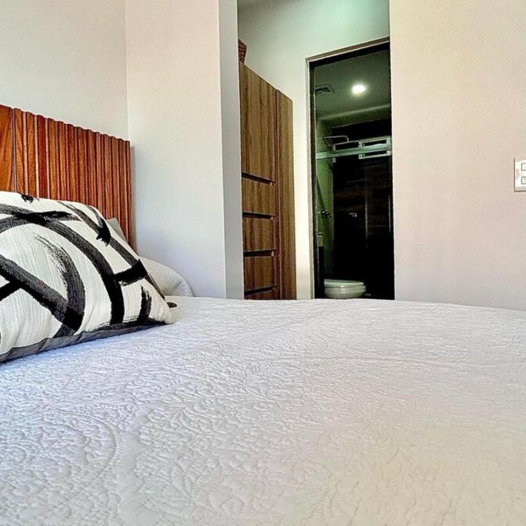 Condominio de Lujo con Laguna artificial y Hermosas Vistas - Two-Bedroom Apartment - 20