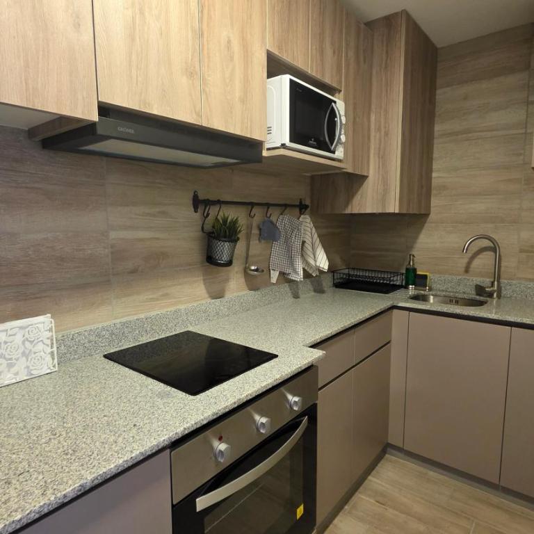 Oceana Suites El Marquez - One-Bedroom Apartment - 5