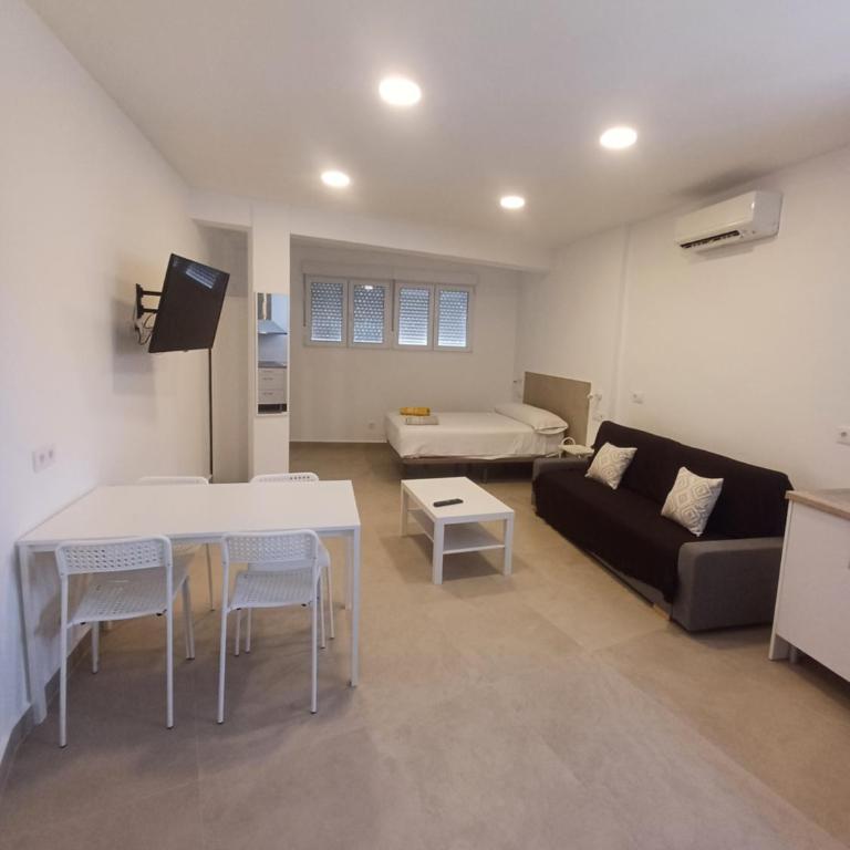 Bienvenida 4 - Two-Bedroom Apartment - 2