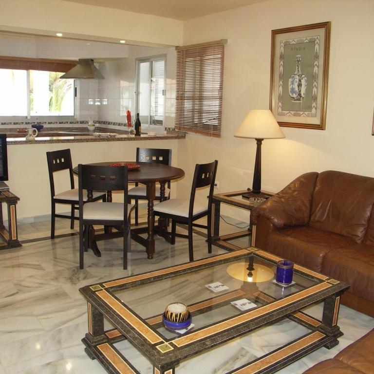 Carabeo Apartment - Prime location & Pool - LUAL - Apartamento - 2