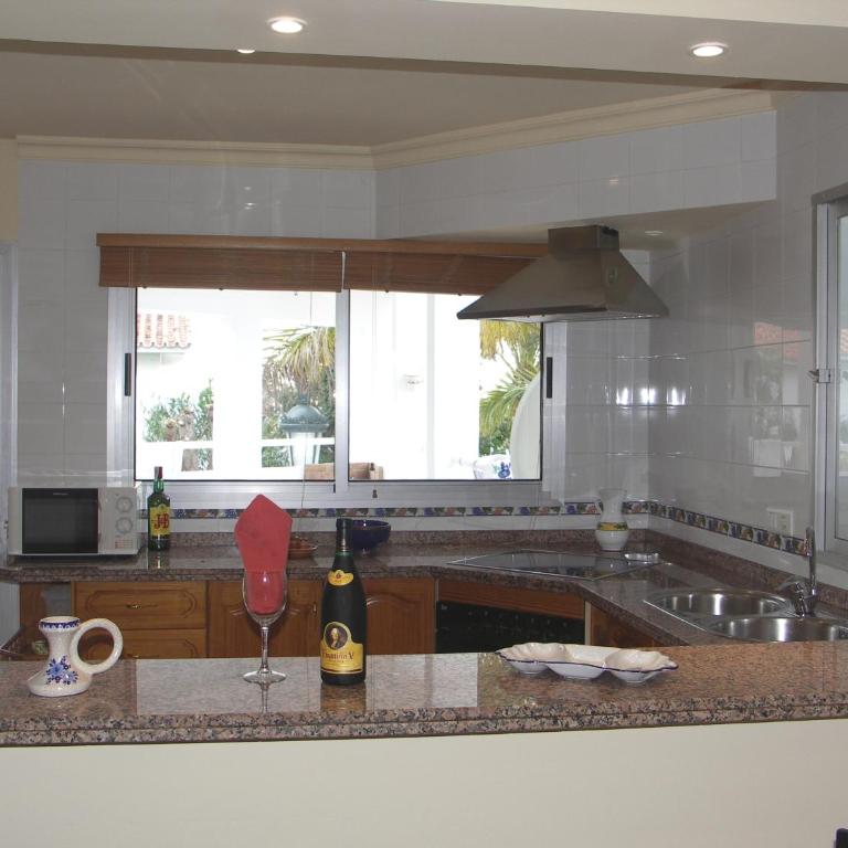 Carabeo Apartment - Prime location & Pool - LUAL - Apartamento - 13