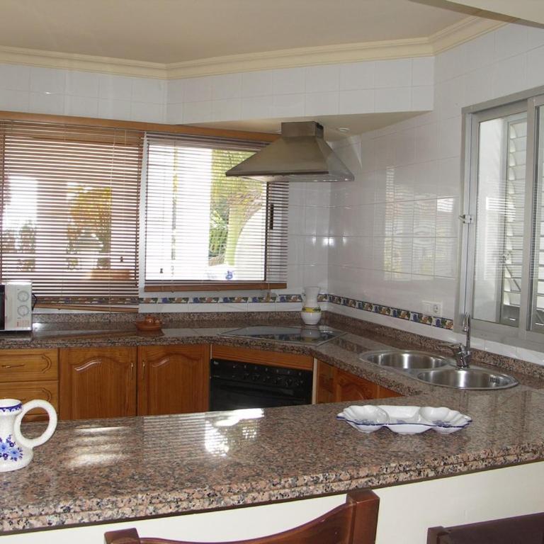Carabeo Apartment - Prime location & Pool - LUAL - Apartamento - 17