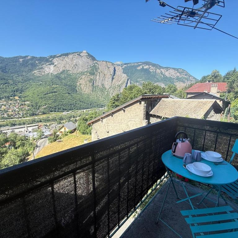 L' Altitude Billard Proche Stations Cols - Appartement 2 Chambres - 1