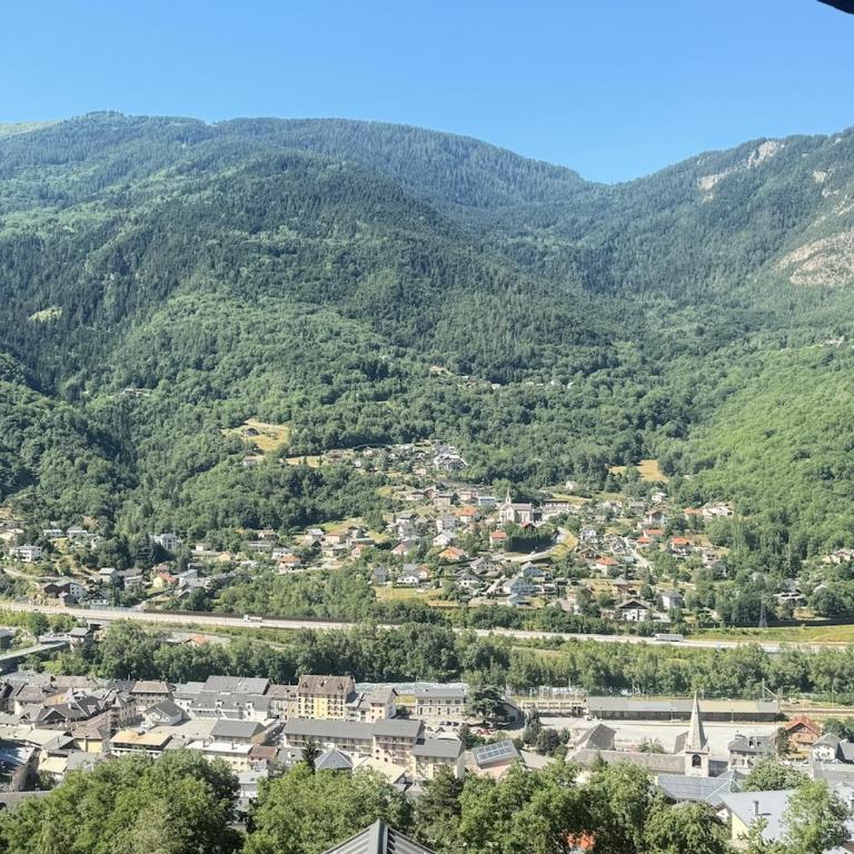 L' Altitude Billard Proche Stations Cols - Appartement 2 Chambres - 23