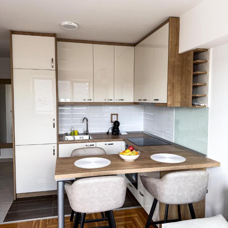 Limpio Apartman 2 - Two-Bedroom Apartment - 4