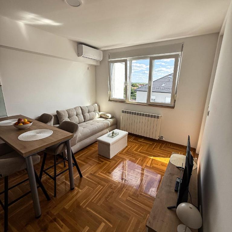 Limpio Apartman 2 - Two-Bedroom Apartment - 1