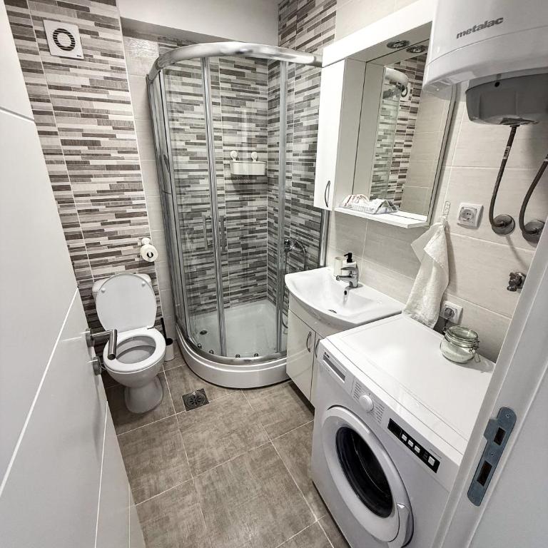 Limpio Apartman 2 - Two-Bedroom Apartment - 13