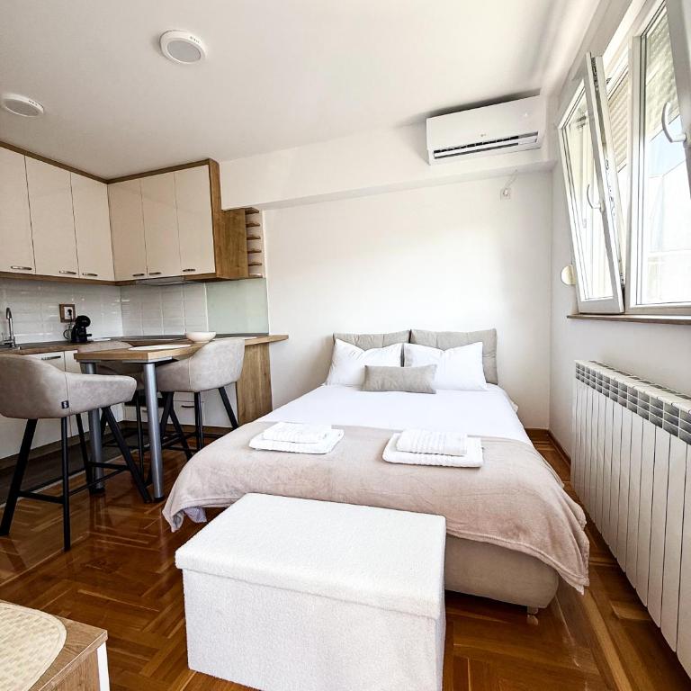 Limpio Apartman 2 - Two-Bedroom Apartment - 10
