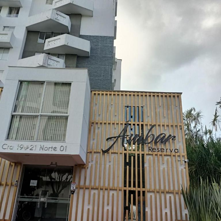 Apartamento Armenia, Excelente Ubicación - Three-Bedroom Apartment - 3