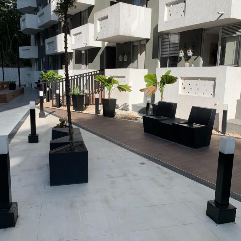 Apartamento Armenia, Excelente Ubicación - Three-Bedroom Apartment - 4