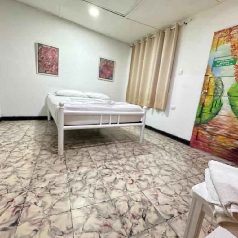 Hostal Luna Llena Getsemaní - Habitación Doble con baño privado - 1