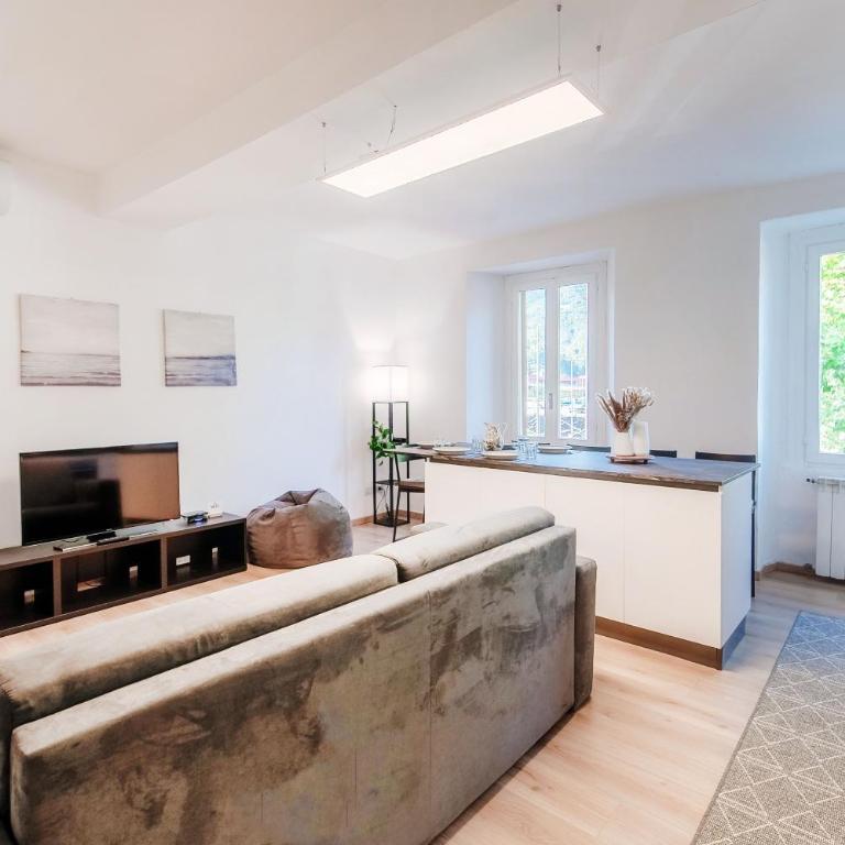 Lucia Cozy Flat at few steps by Lake Como - Two-Bedroom Apartment - 34