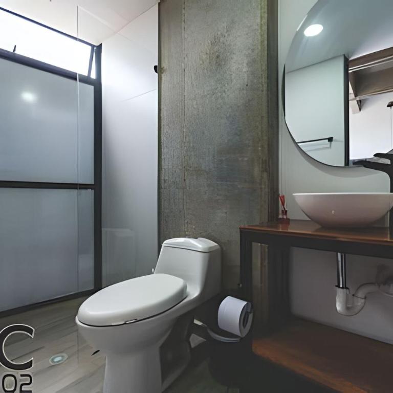 Epic Suite 302 Deluxe Airport - Suite - 7