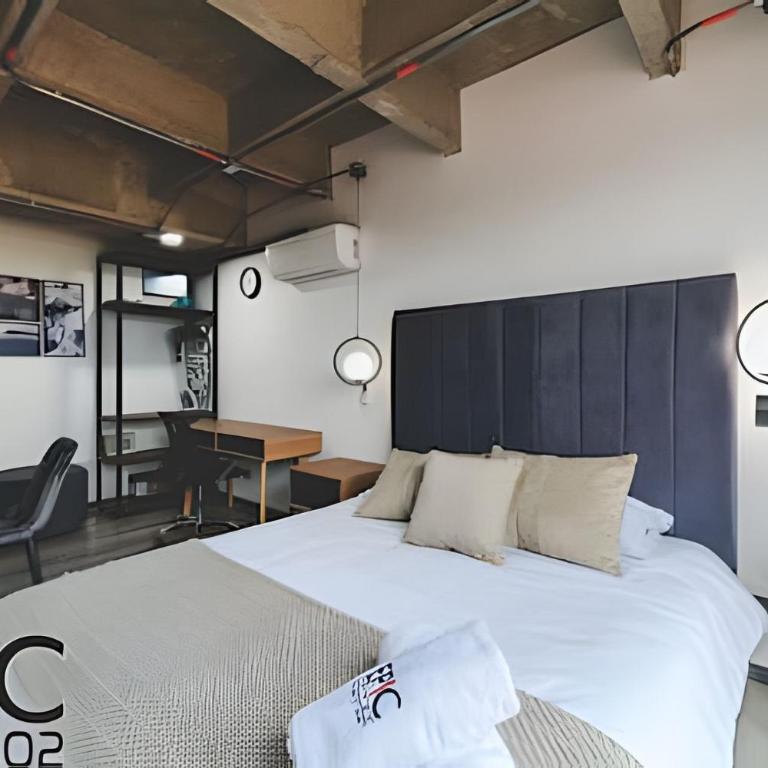 Epic Suite 302 Deluxe Airport - Suite - 8