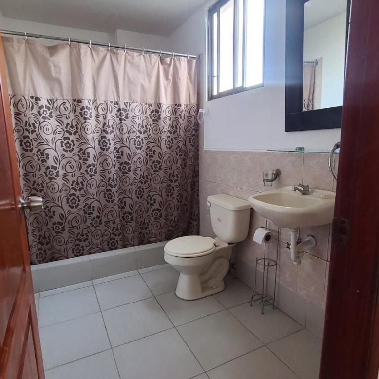 Casa en Manta - Casa de 3 dormitorios - 12