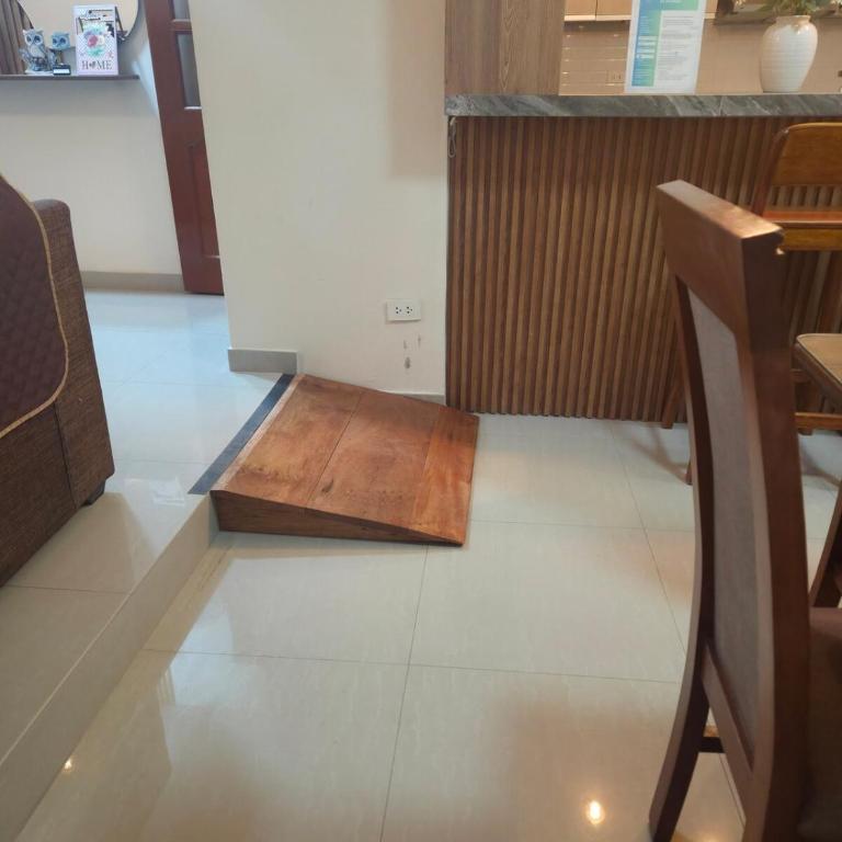 Casa de La Reina - Three-Bedroom House - 9